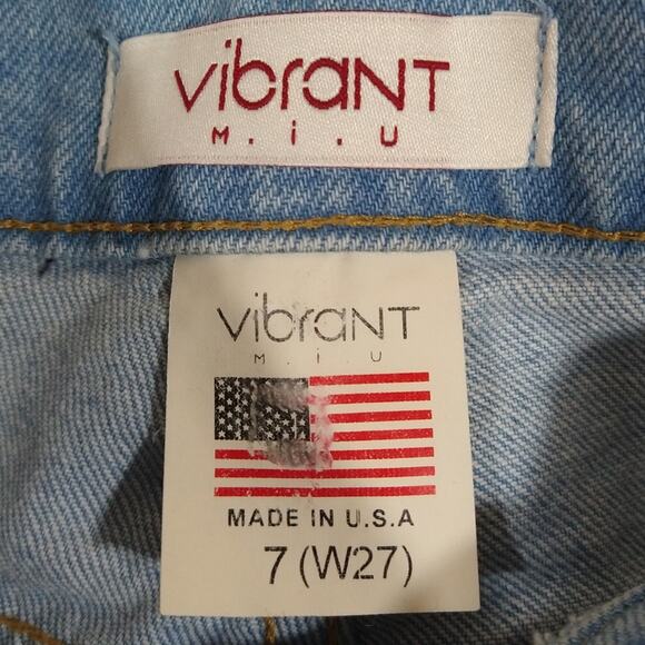 A Vibrant MIU Light Wash High Rise Waist Distressed Ripped Blue Denim Jeans 7 27 - Picture 9 of 10